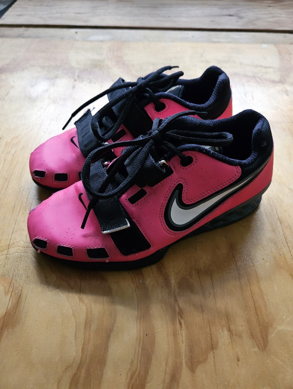 Nike Romaleos 2 Weightlifting Shoes - Picture 3 of 6